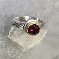 Garnet Ring 18kt and Silver