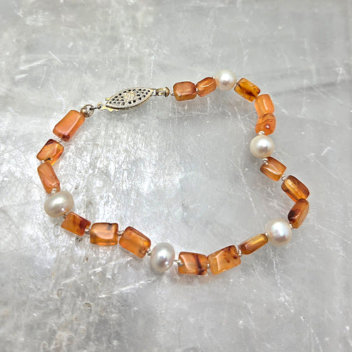 Carnelian and Pearl Bracelet