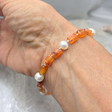 Carnelian and Pearl Bracelet