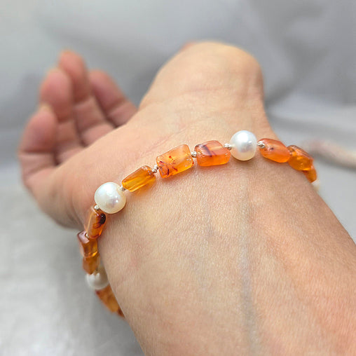 Carnelian and Pearl Bracelet