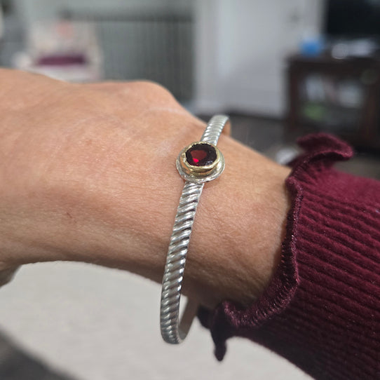 Garnet Cuff 18kt and Silver