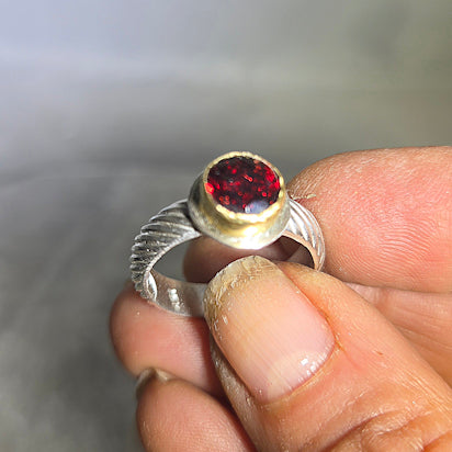 Garnet Ring 18kt and  Silver