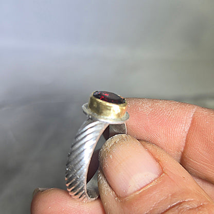 Garnet Ring 18kt and  Silver
