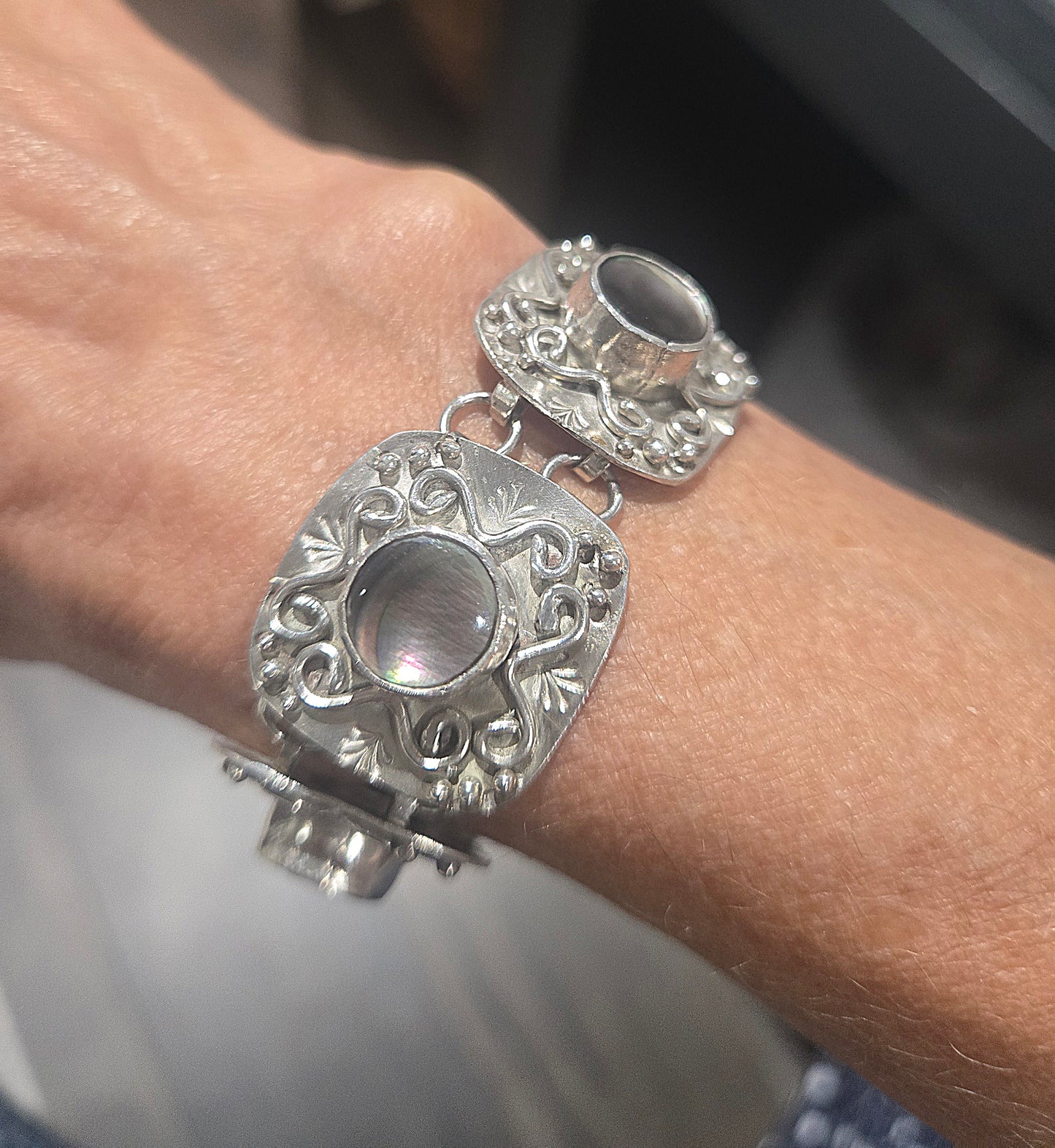 Black Mother of Pearl Bracelet