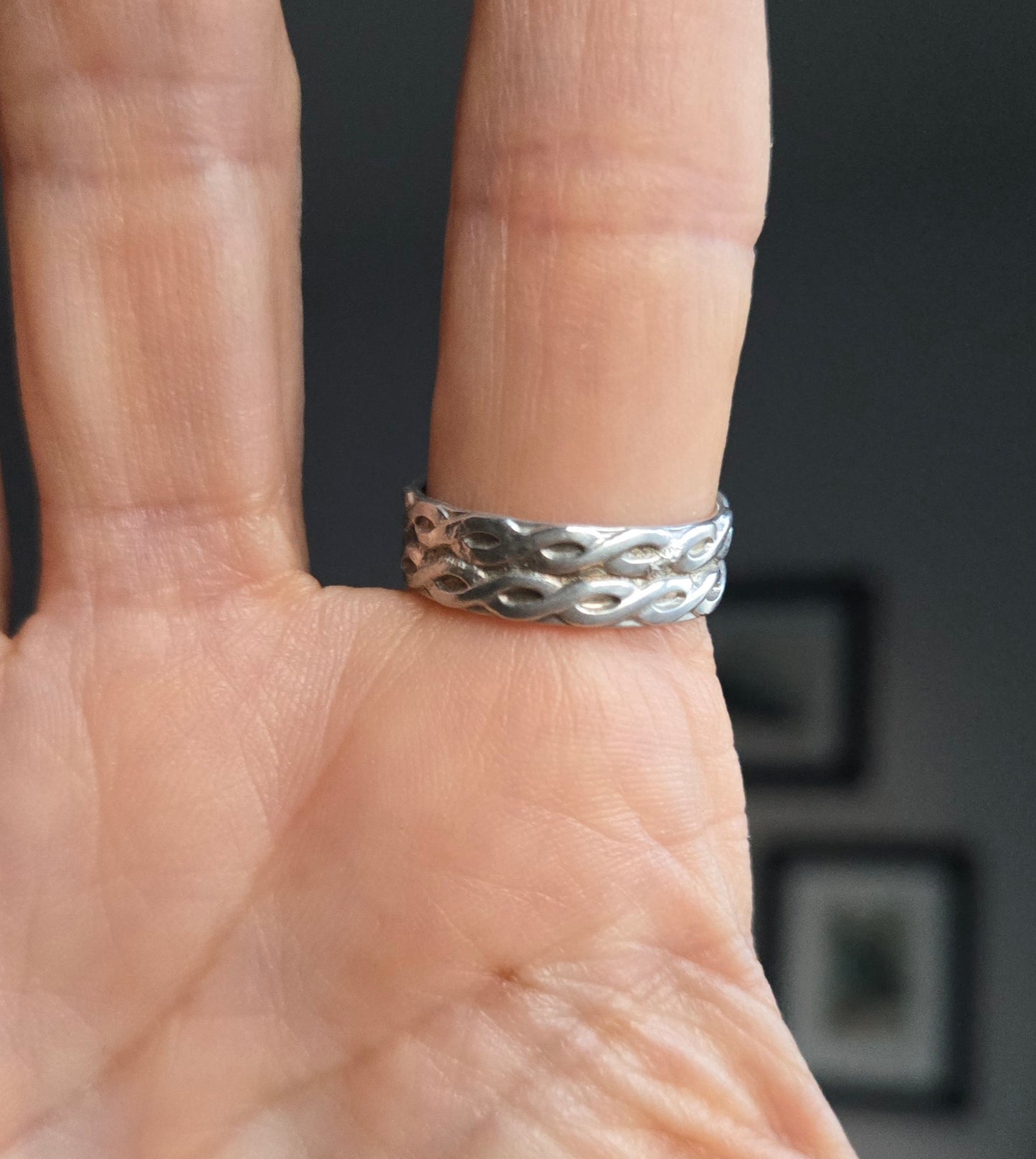 Black Mother of Pearl Ring