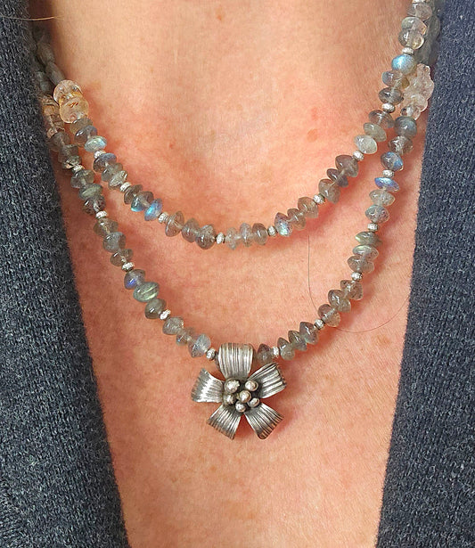 Labradorite and Sterling Silver Necklace With Stationary Flower Pendant