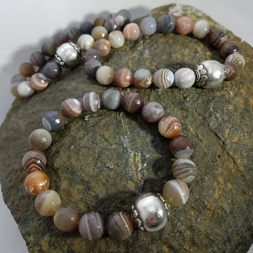 botswana agate stretch bracelet