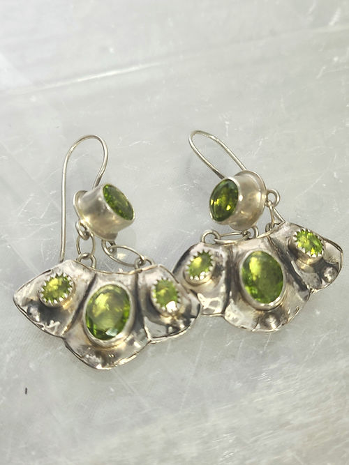 peridot sterling silver dangle earrings