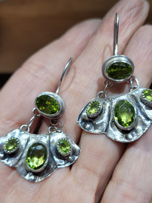 peridot sterling silver dangle earrings