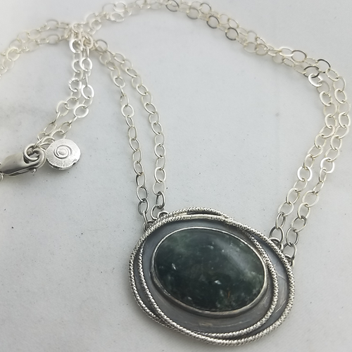 seraphinite choker