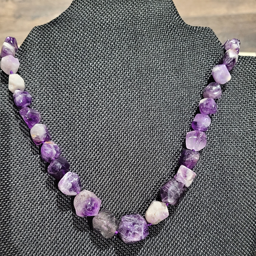 chevron amethyst beaded necklace